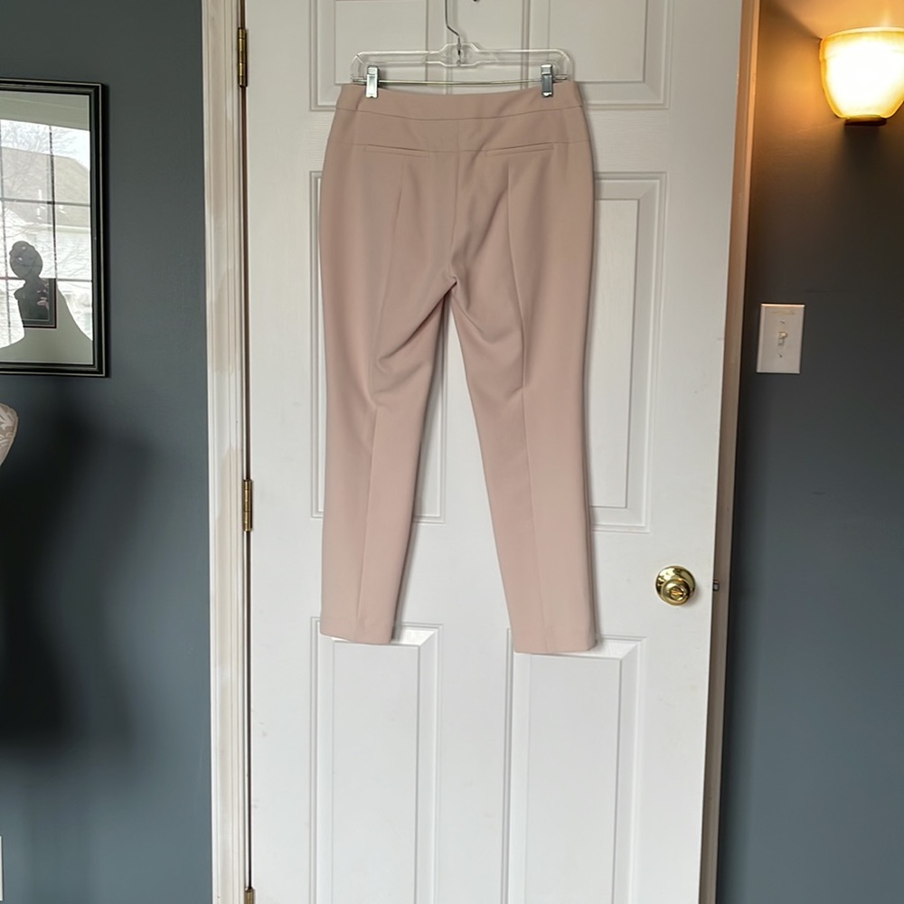 Peach colored pants size 6, Adrianna Papell - Picture 2 of 4